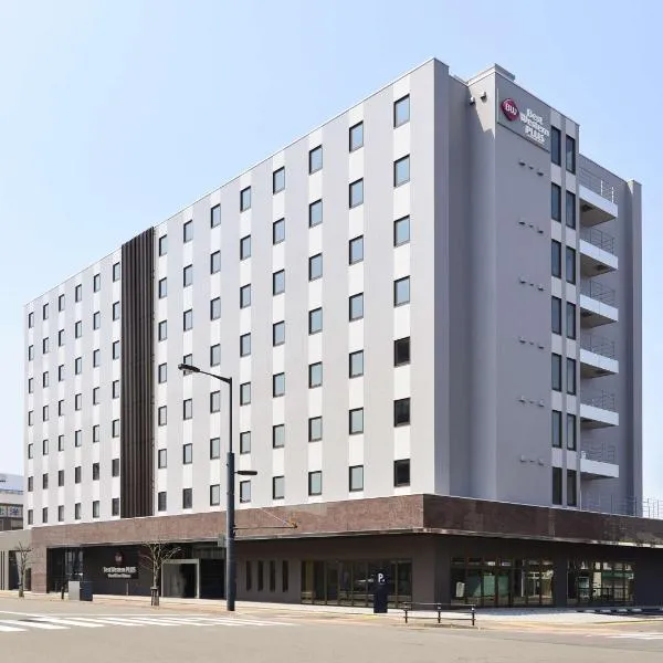 千岁菲诺贝斯特韦斯特优质酒店，位于Yuni的酒店