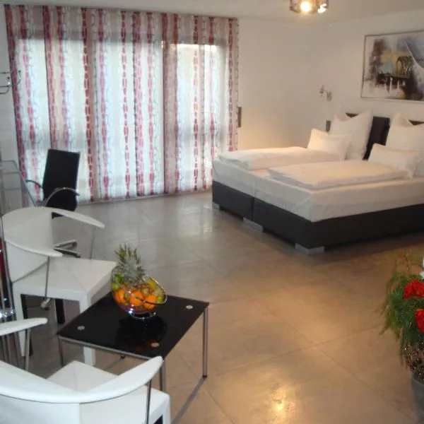 采特采琴酒店，位于普尔海姆的酒店