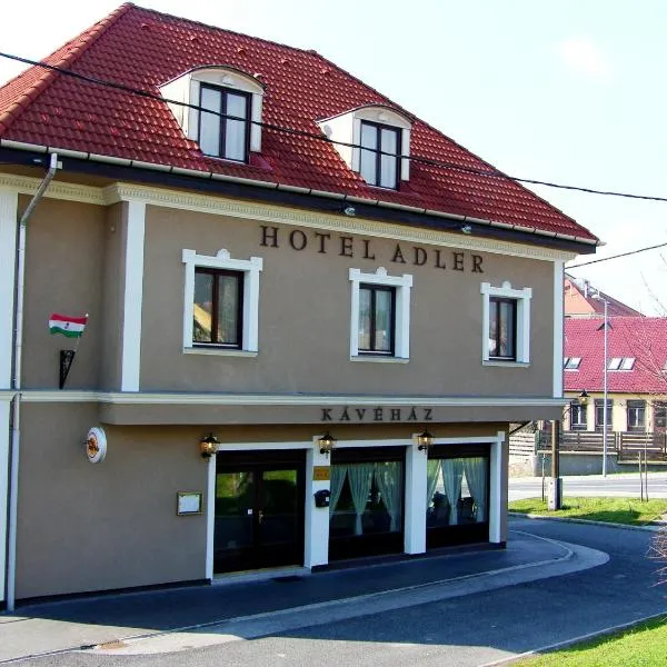 阿德勒酒店，位于Diósd的酒店