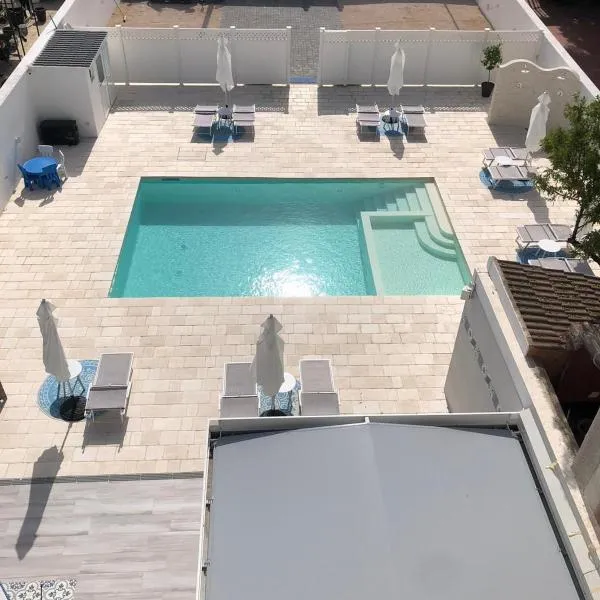 B&B Alto Salento - Pool and Sun，位于普尔萨诺的酒店