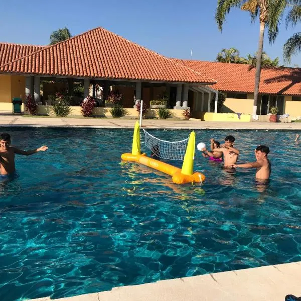 Paraíso Familiar，位于休特佩克的酒店