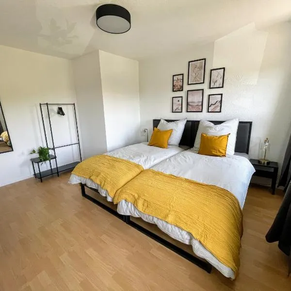 Modern 4 Zi Rooms Netflix, Wifi, Parken CasaLuna85，位于Leubsdorf的酒店