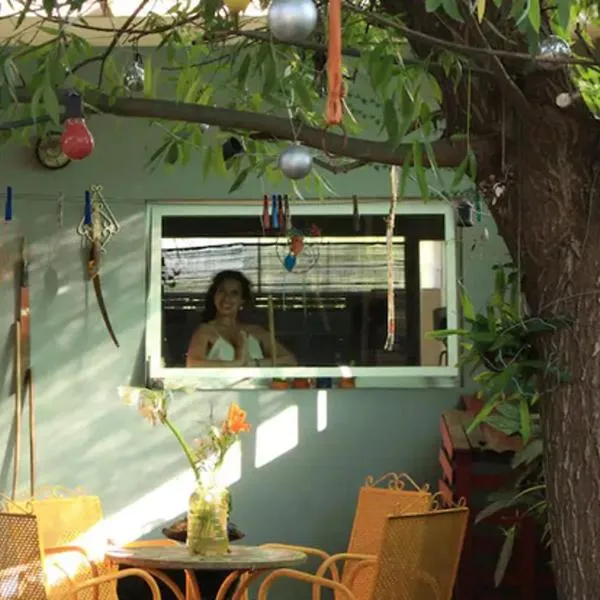 Habitaciones en casa encantada para viajeros，位于瓜莱瓜伊丘的酒店