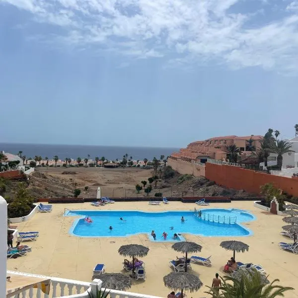 Sand Club Helen , 256, Golf del Sur Tenerife , España，位于圣米格尔德阿沃纳的酒店
