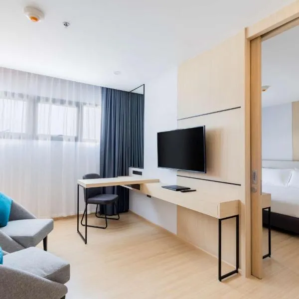 贝斯特韦斯特纳达曼谷廊曼机场酒店，位于曼谷的酒店