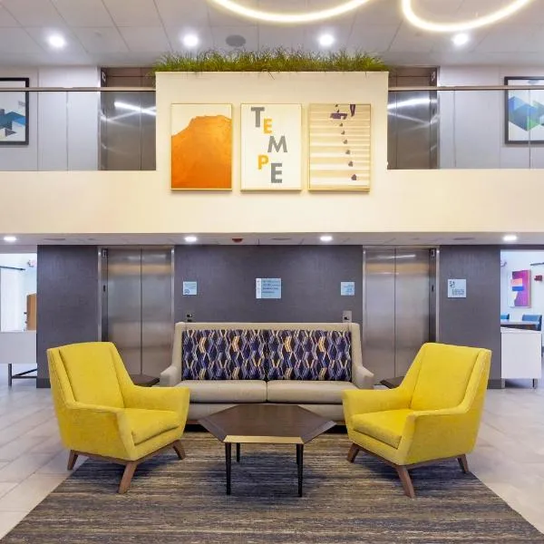 Holiday Inn Express & Suites Phoenix - Tempe by IHG，位于坦培的酒店