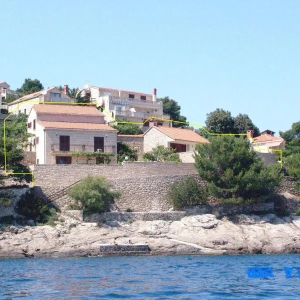 Apartments and rooms by the sea Puntinak, Brac - 12255，位于塞尔察的酒店