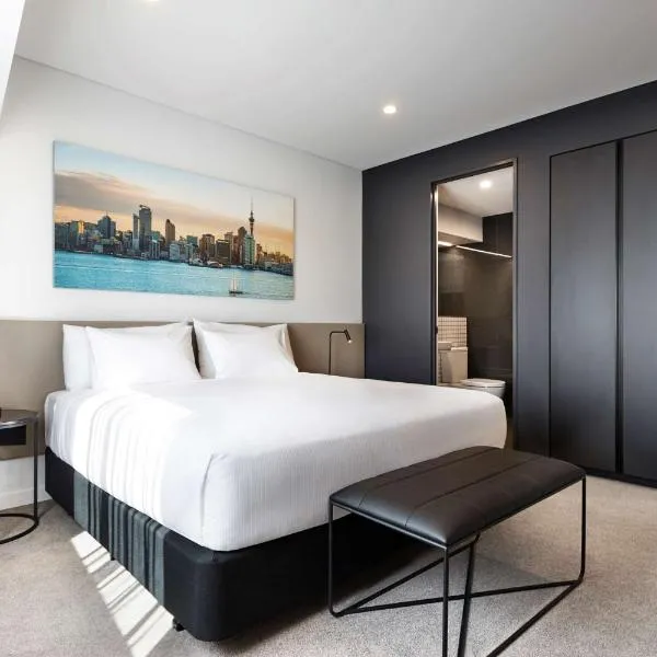 Travelodge Hotel Auckland Wynyard Quarter，位于奥克兰的酒店