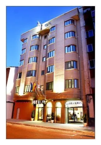 阿里斯酒店，位于Villalba de Duero的酒店