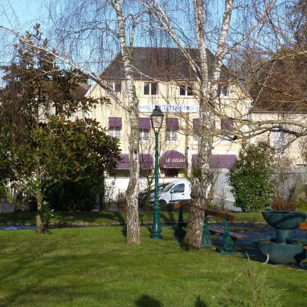 Hôtel Restaurant "Le Relais"，位于Saint-Hilaire-les-Andrésis的酒店