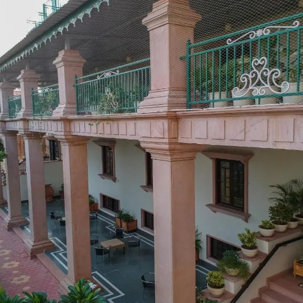 Hanuwant Niwas Jodhpur，位于Bairu的酒店