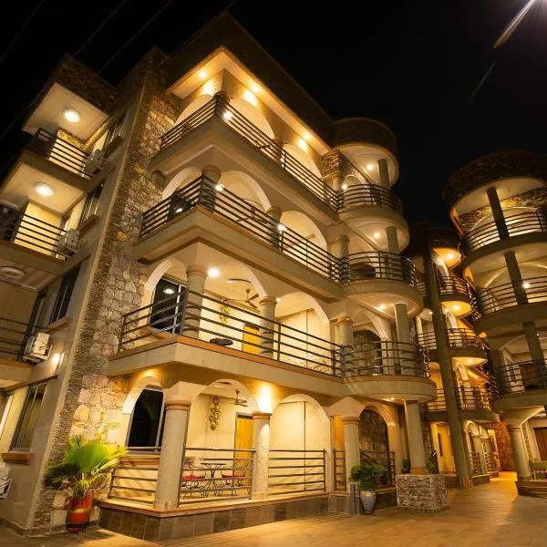Adepa Court Luxury Apartment Services，位于Abuakwa的酒店