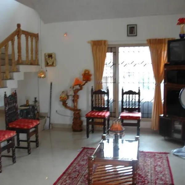 La Paz Coorg homestay at Madikeri town，位于马迪凯里的酒店