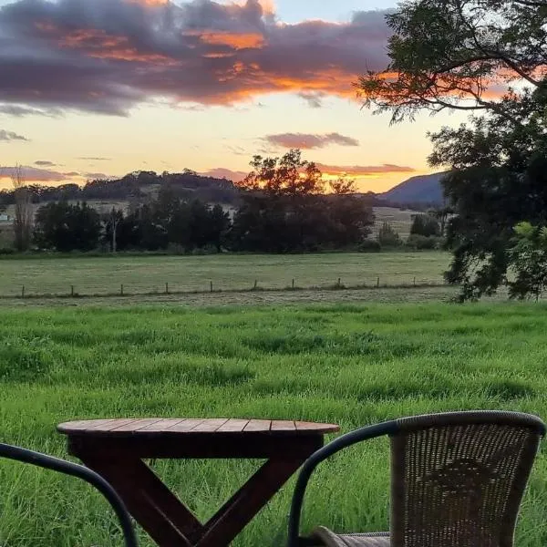 Vacy Hunter Valley Lodge，位于Allynbrook的酒店