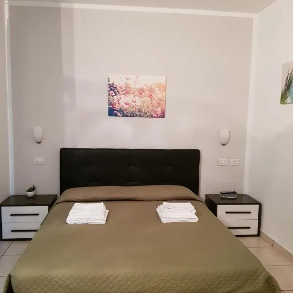 Hotel Daisy，位于圣焦万尼卢帕托托的酒店