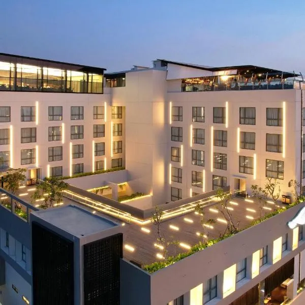 Hotel Aruss Semarang，位于三宝垄的酒店