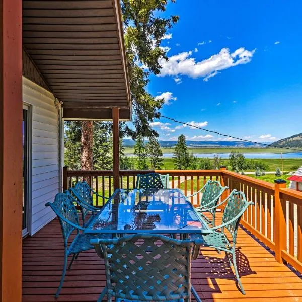 Cozy Montana Lake View Getaway - Fish and Hike!，位于卡利斯佩尔的酒店
