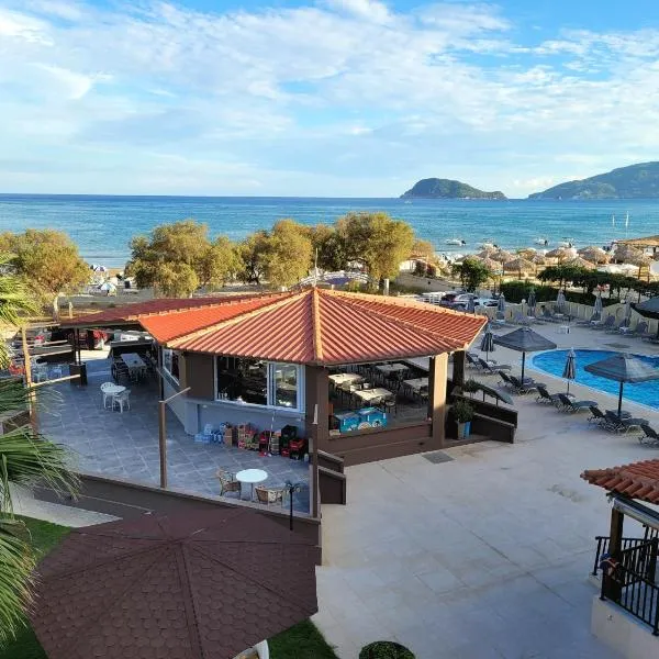 Jannos Beach hotel，位于卡拉马孔的酒店