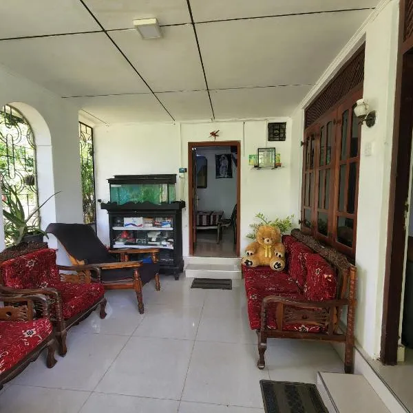 152-Abhaya Place Homestay，位于迪克韦勒的酒店