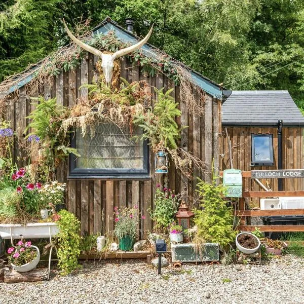 The Loveshack Lodge Balquhidder，位于斯特拉西尔的酒店