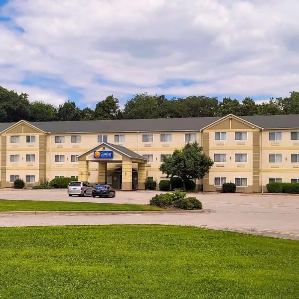 Comfort Inn & Suites East Moline near I-80，位于East Moline的酒店