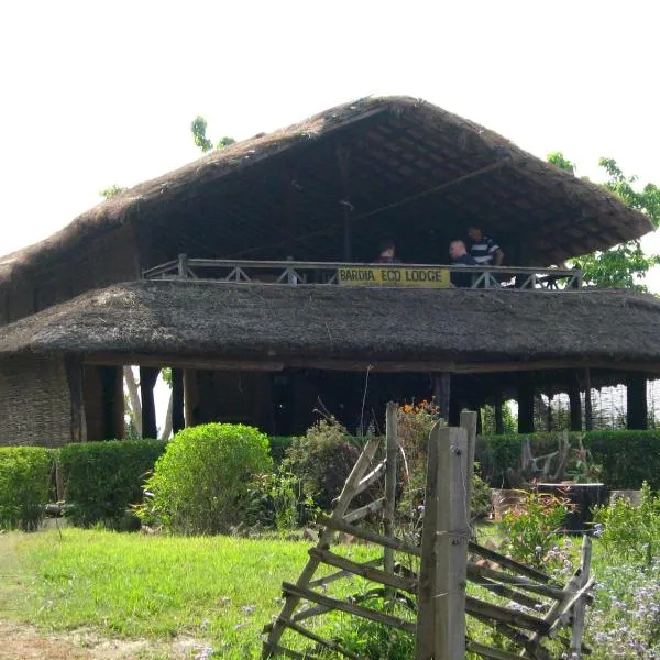 巴蒂亚生态山林小屋，位于Bardia的酒店