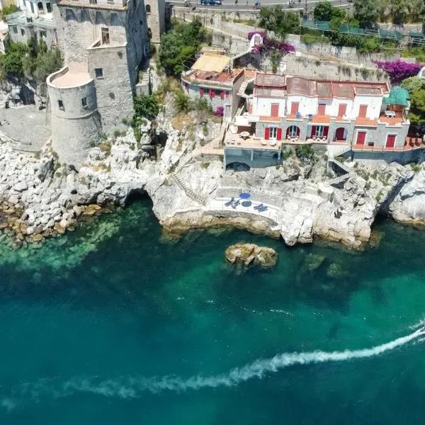 Villa Levante - Direct Sea Access - Full Sea View - Amalfi Coast，位于切塔拉的酒店