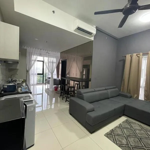 Kyra Homestay Centrus SOHO Cyberjaya *wifi and pool*，位于塞贝维的酒店