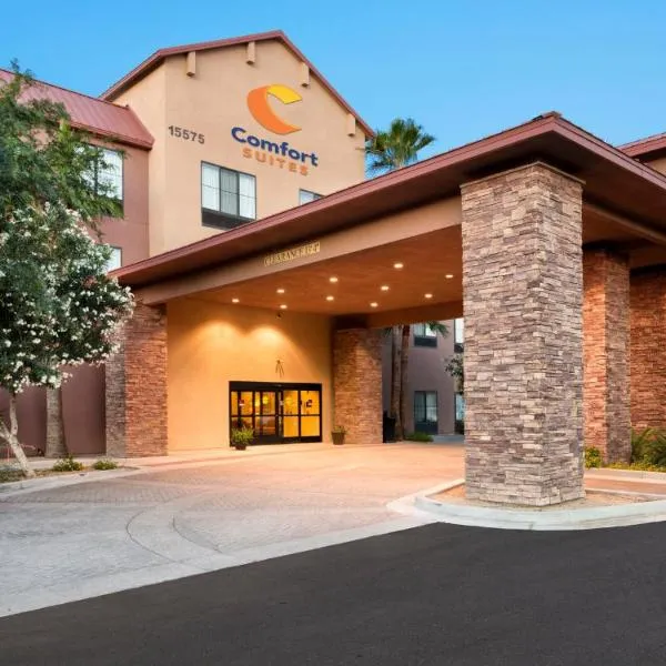 Comfort Suites Goodyear-West Phoenix，位于利奇菲尔德公园的酒店