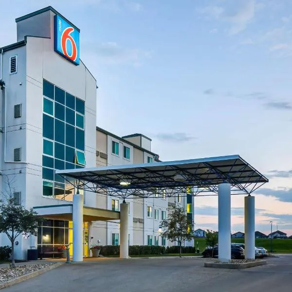 大草原6号汽车旅馆 ，位于大草原城的酒店