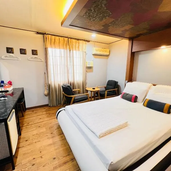 Sweet Hotel，位于济州市的酒店