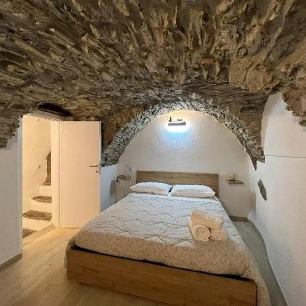 Appartamento incantevole La Grotta，位于阿普里卡莱的酒店