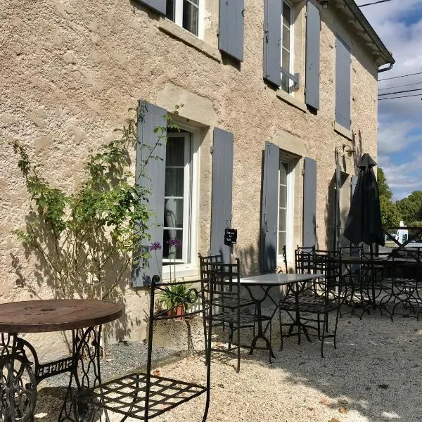 Le Relais D'Aulnay，位于Dampierre-sur-Boutonne的酒店