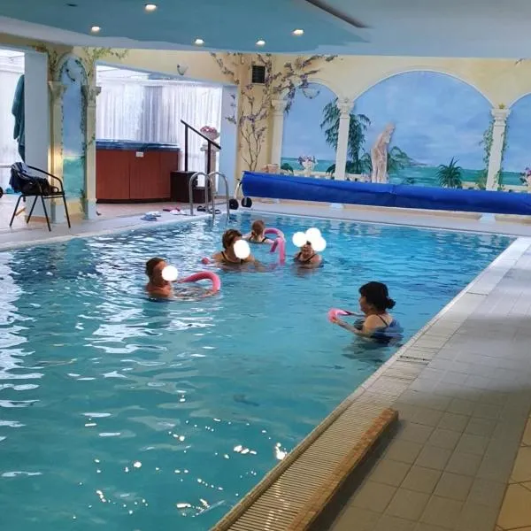 ZibiSPA pokój nr 3，位于马尔堡的酒店