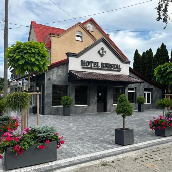 Hotel i Restauracja „KRISTAL”，位于布拉涅沃的酒店
