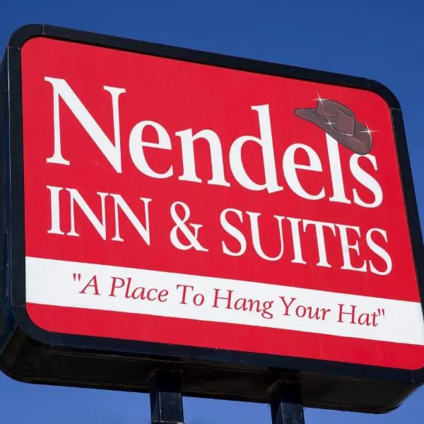 Nendels Inn & Suites Dodge City Airport，位于道奇城的酒店