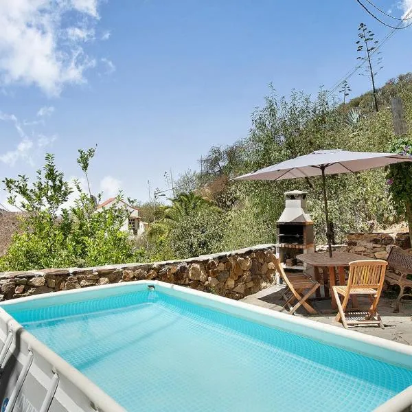 Casa Rural - Ländliches Haus, Pepita La De Las Flores，位于克鲁兹·德·特赫达的酒店