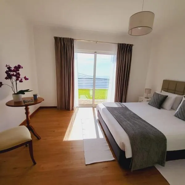 Villa Paradise Madeira Ocean View，位于法亚·达·奥韦利亚的酒店
