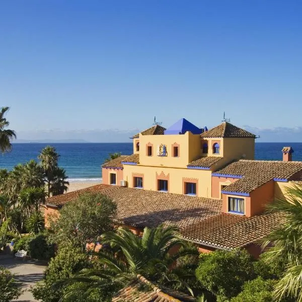德斯马里斯海滩酒店，位于Betis的酒店