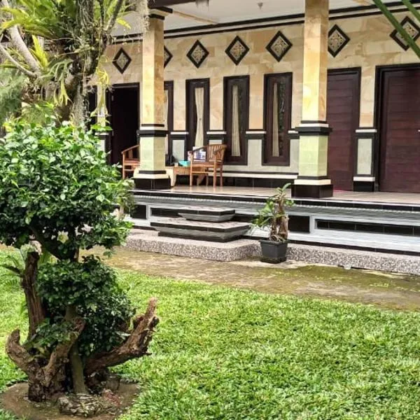 D'SARI UNDISAN Houses，位于Bangli的酒店