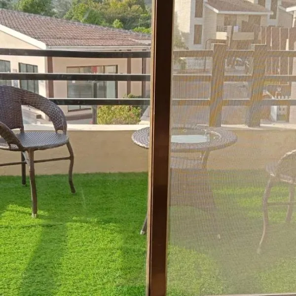 Villa at Lonavala - SaGa Montana (Hill View)，位于罗纳瓦拉的酒店