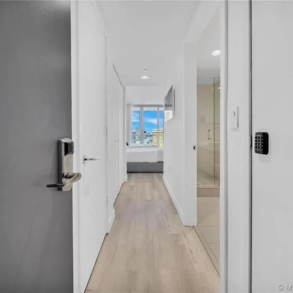 Relaxing BeachWalk Getaway Studio for 4 Guests 405B，位于哈兰代尔海滩的酒店
