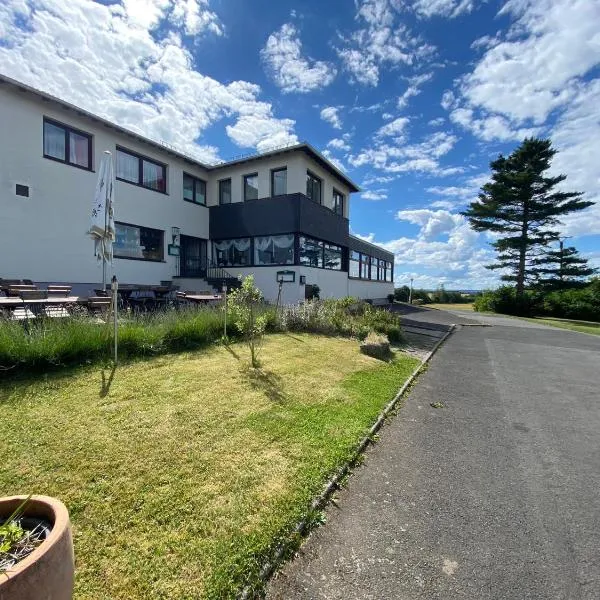 Eifel Hotel Haus West，位于Kall的酒店