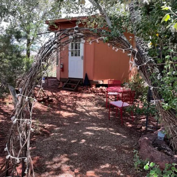 Sedona Sacred Rocks - The Fairy Suite，位于塞多纳的酒店