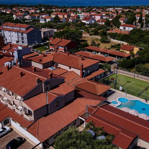 乐坦别墅酒店，位于法扎纳的酒店