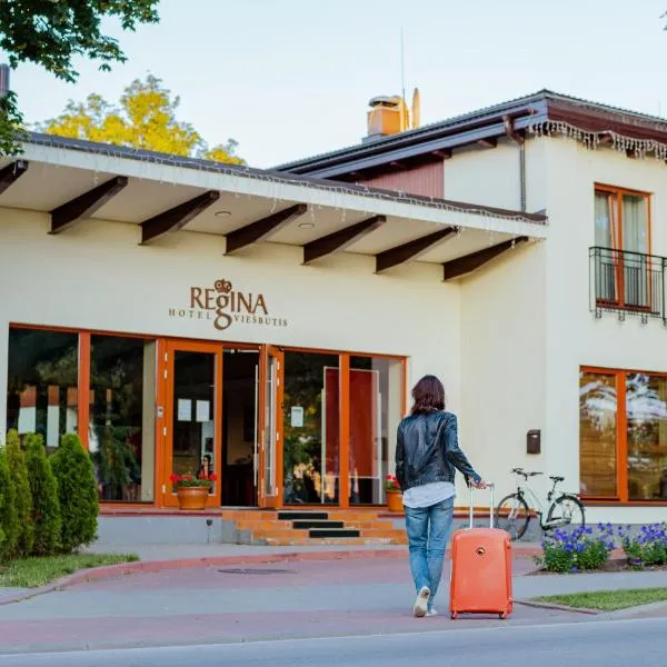 里贾纳酒店，位于Latežeris的酒店