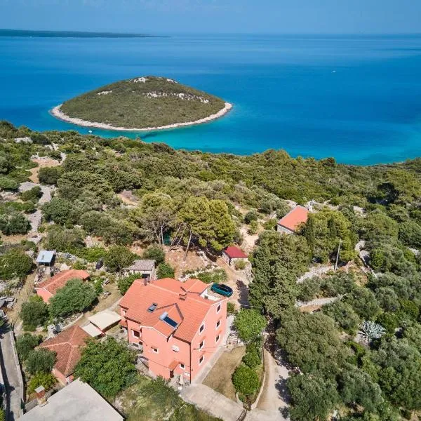 Apartments with a parking space Cunski, Losinj - 7867，位于内里吉恩的酒店