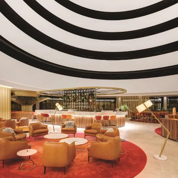 堪培拉盛传酒店 ，位于堪培拉的酒店