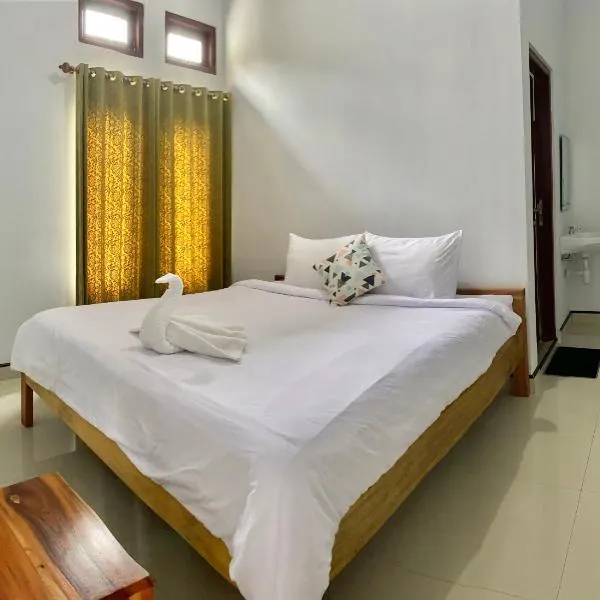 Santiago Bed and Breakfast at Desa Wisata Moni，位于克里穆图的酒店