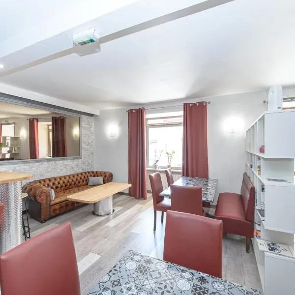 HOTEL DES VOYAGEURS，位于Pont-de-Roide的酒店